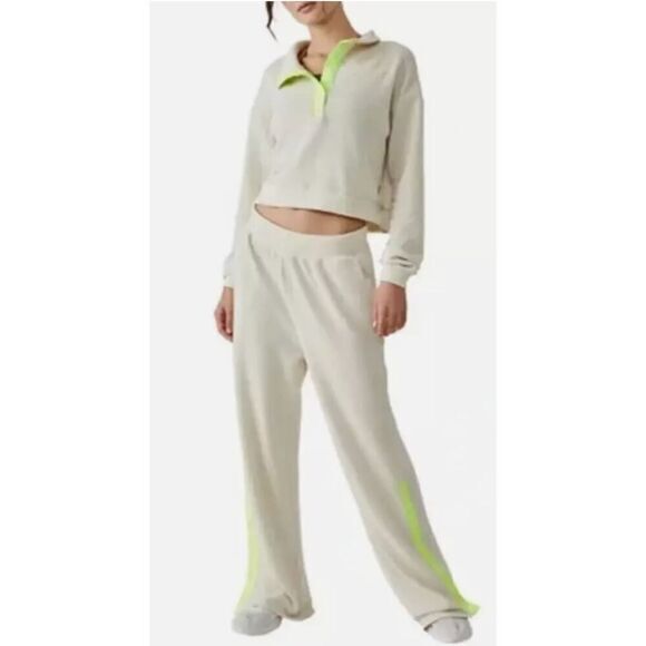 New!  Free People Movement Snow‎ Day Thermal Top, size XS - Picture 16 of 16